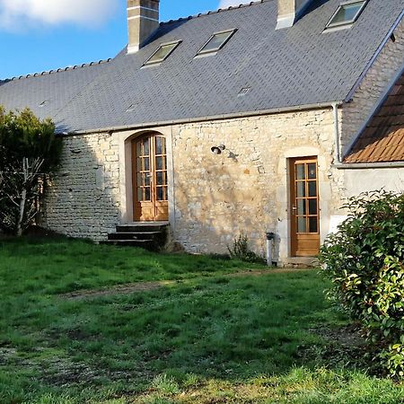 Gite Les Frenes Avec Pre Dans Joli Hameau Vermenton Esterno foto