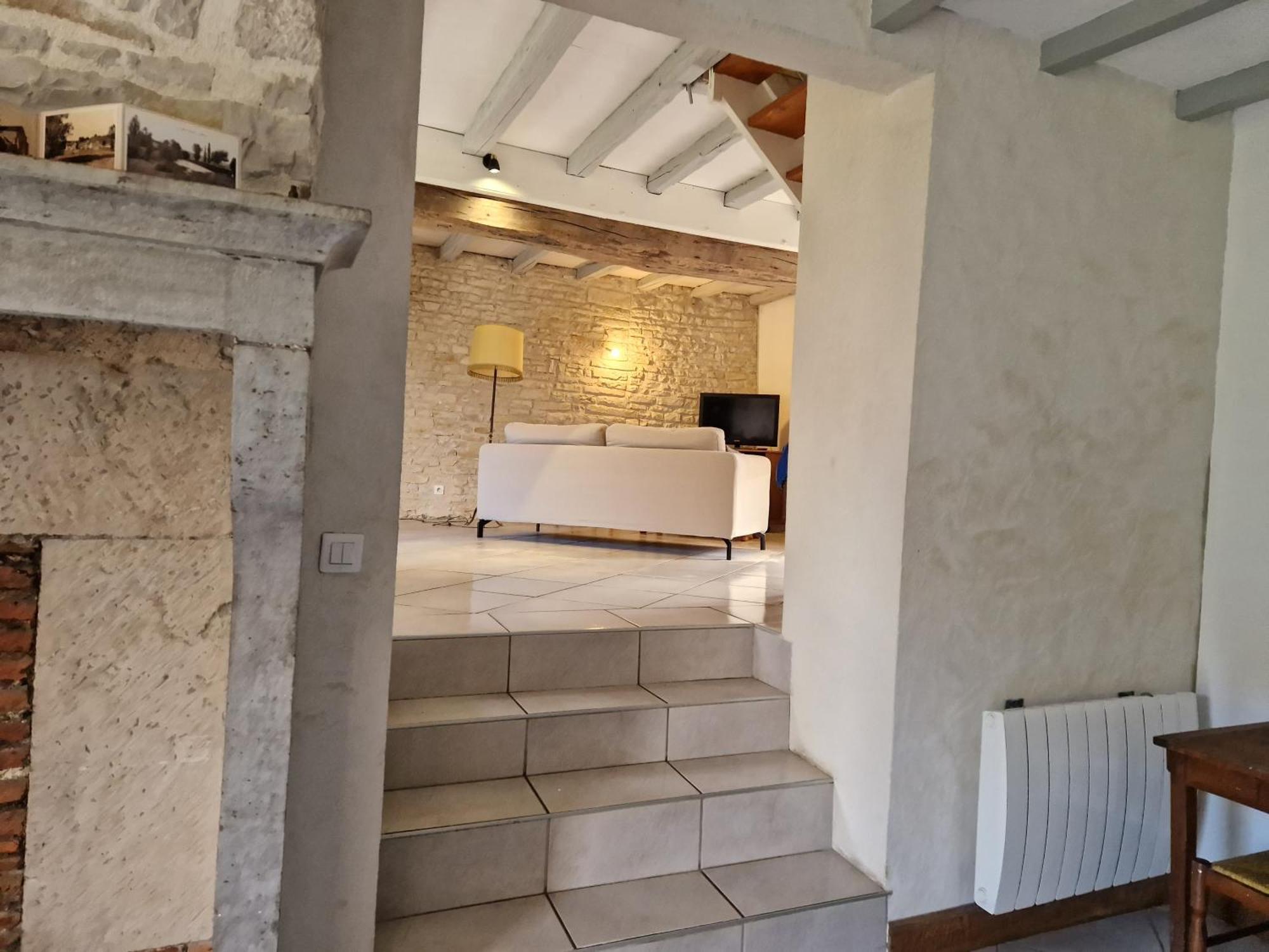 Gite Les Frenes Avec Pre Dans Joli Hameau Vermenton Esterno foto