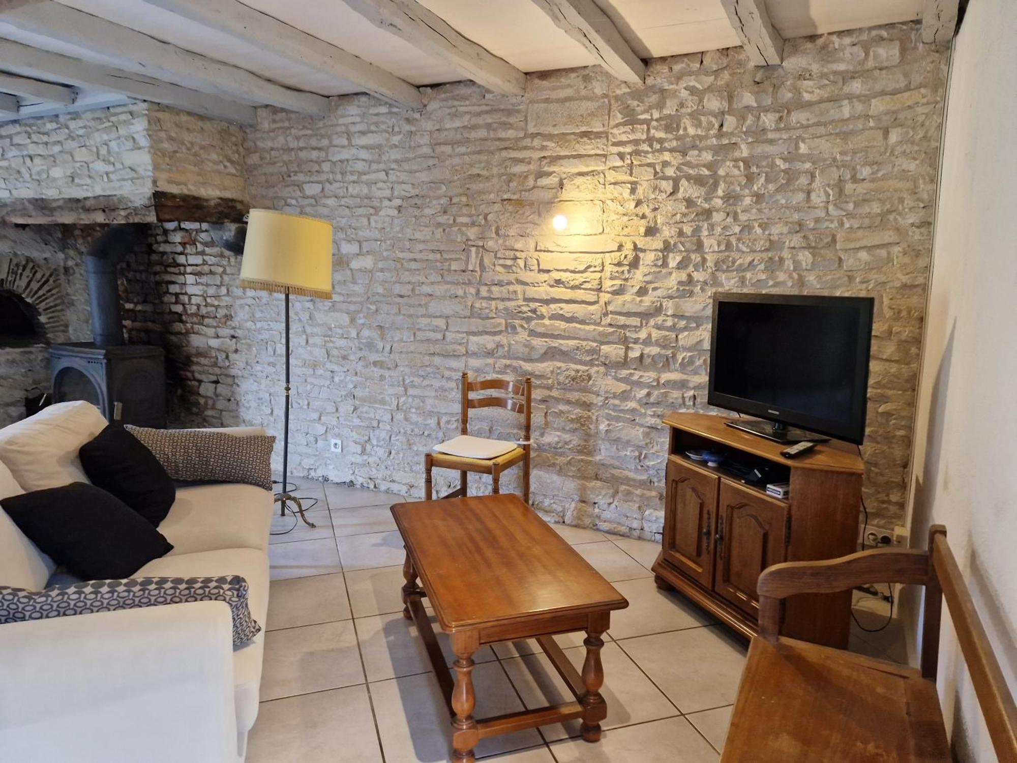 Gite Les Frenes Avec Pre Dans Joli Hameau Vermenton Esterno foto